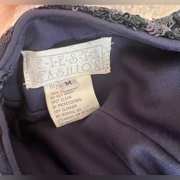 Sophisticated Dark Blue Maxi Dress - Picture 3 of 4